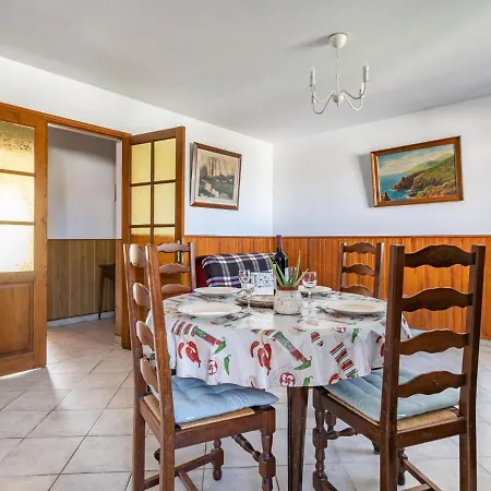 Апартаменты Apartment Petit Bois-4 *