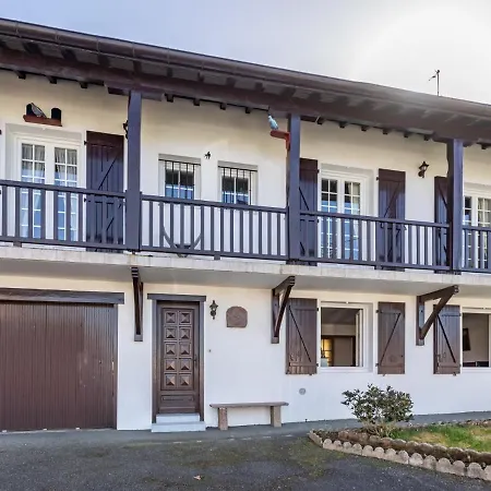 Apartment Petit Bois-4 Апартаменты *