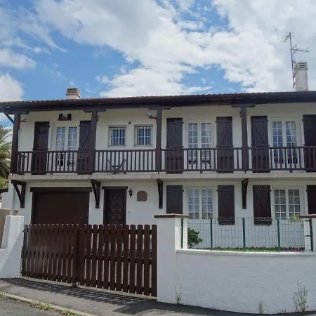 Apartment Petit Bois-4 Сибур
